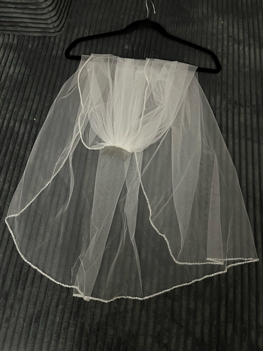 Bridal Veil with Beaded Edge - White